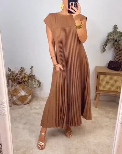 Leviana™ | Pleated Maxi Dress